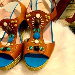 Gorgeous wedge/ platform heels